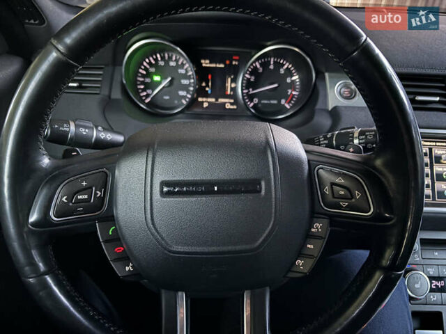 Білий Ленд Ровер Рендж Ровер Евок, об'ємом двигуна 2 л та пробігом 239 тис. км за 16000 $, фото 31 на Automoto.ua