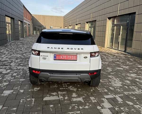 Білий Ленд Ровер Рендж Ровер Евок, об'ємом двигуна 2 л та пробігом 150 тис. км за 17500 $, фото 6 на Automoto.ua