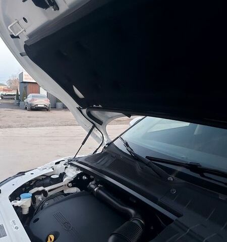 Белый Ленд Ровер Рендж Ровер Эвок, объемом двигателя 2.18 л и пробегом 197 тыс. км за 18300 $, фото 57 на Automoto.ua