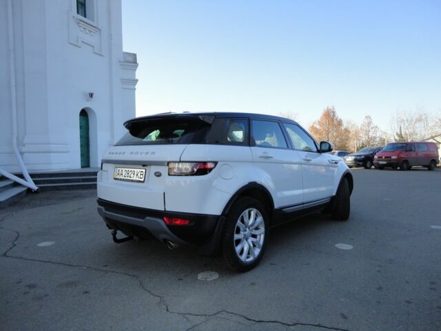 Білий Ленд Ровер Рендж Ровер Евок, об'ємом двигуна 2.2 л та пробігом 148 тис. км за 19999 $, фото 7 на Automoto.ua