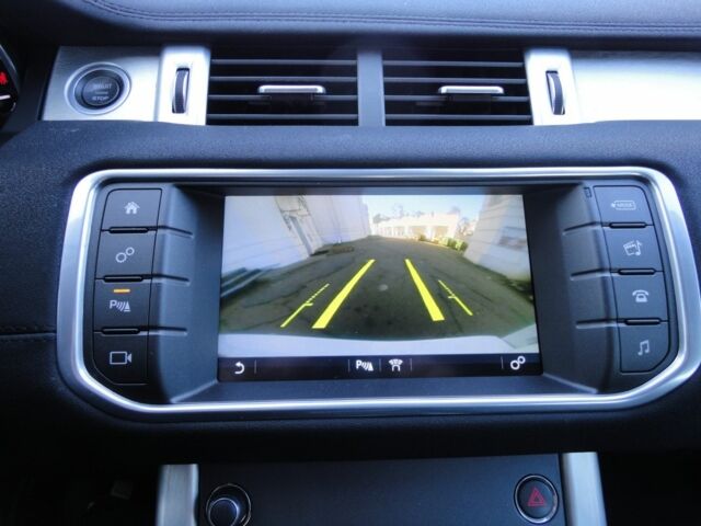 Білий Ленд Ровер Рендж Ровер Евок, об'ємом двигуна 2.2 л та пробігом 148 тис. км за 19999 $, фото 18 на Automoto.ua