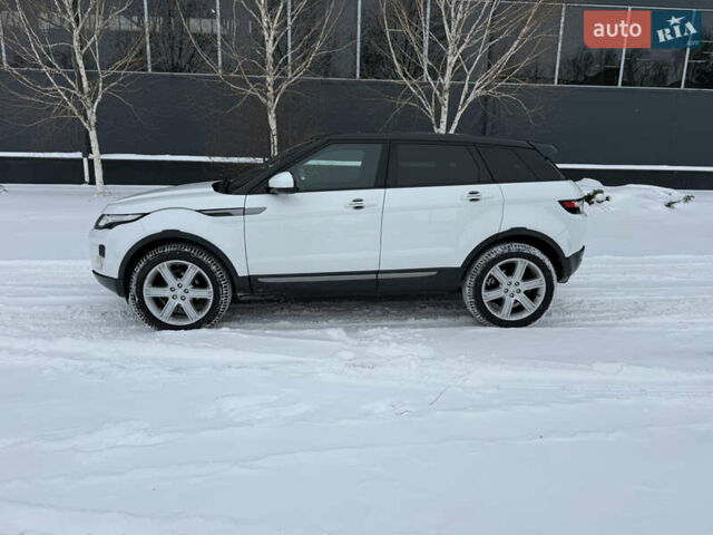 Білий Ленд Ровер Рендж Ровер Евок, об'ємом двигуна 2 л та пробігом 149 тис. км за 17500 $, фото 8 на Automoto.ua