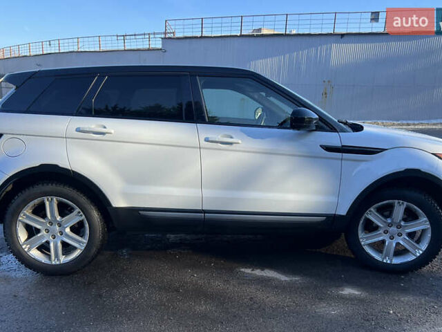 Белый Ленд Ровер Рендж Ровер Эвок, объемом двигателя 2 л и пробегом 84 тыс. км за 17800 $, фото 2 на Automoto.ua