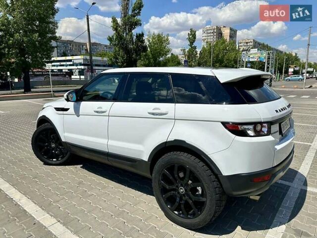 Білий Ленд Ровер Рендж Ровер Евок, об'ємом двигуна 2 л та пробігом 130 тис. км за 18000 $, фото 14 на Automoto.ua