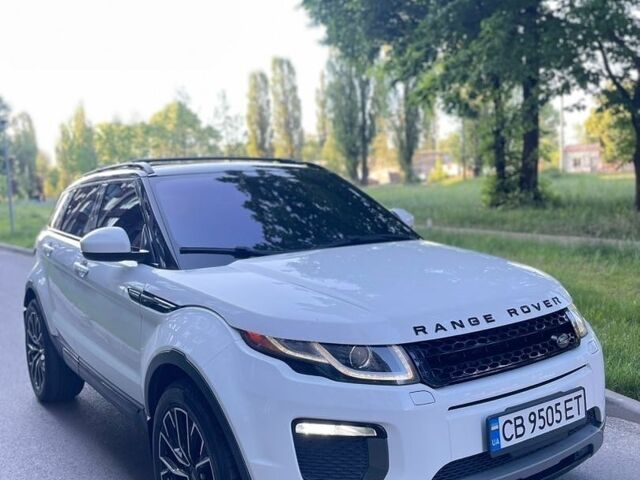 Білий Ленд Ровер Рендж Ровер Евок, об'ємом двигуна 2 л та пробігом 180 тис. км за 15900 $, фото 2 на Automoto.ua