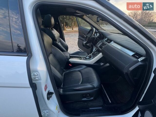 Білий Ленд Ровер Рендж Ровер Евок, об'ємом двигуна 2 л та пробігом 234 тис. км за 15300 $, фото 38 на Automoto.ua