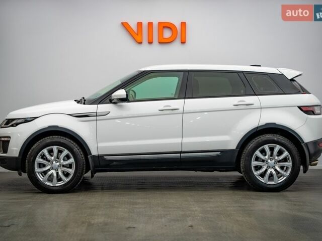 Белый Ленд Ровер Рендж Ровер Эвок, объемом двигателя 2.2 л и пробегом 113 тыс. км за 20724 $, фото 2 на Automoto.ua