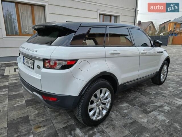 Білий Ленд Ровер Рендж Ровер Евок, об'ємом двигуна 2 л та пробігом 120 тис. км за 14600 $, фото 6 на Automoto.ua