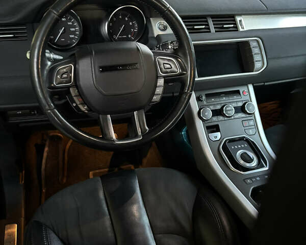 Білий Ленд Ровер Рендж Ровер Евок, об'ємом двигуна 2 л та пробігом 239 тис. км за 16000 $, фото 30 на Automoto.ua
