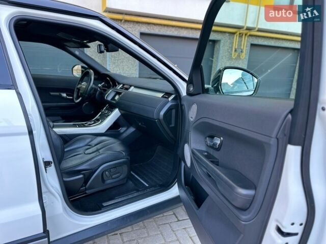 Белый Ленд Ровер Рендж Ровер Эвок, объемом двигателя 2 л и пробегом 85 тыс. км за 16999 $, фото 27 на Automoto.ua