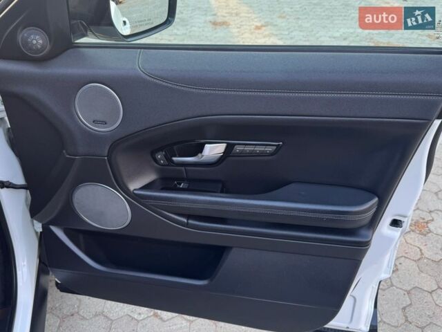 Білий Ленд Ровер Рендж Ровер Евок, об'ємом двигуна 2 л та пробігом 234 тис. км за 15300 $, фото 37 на Automoto.ua