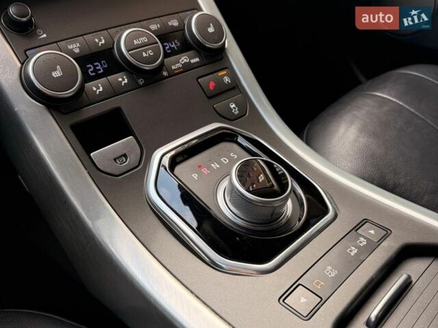 Белый Ленд Ровер Рендж Ровер Эвок, объемом двигателя 2.18 л и пробегом 69 тыс. км за 21700 $, фото 14 на Automoto.ua