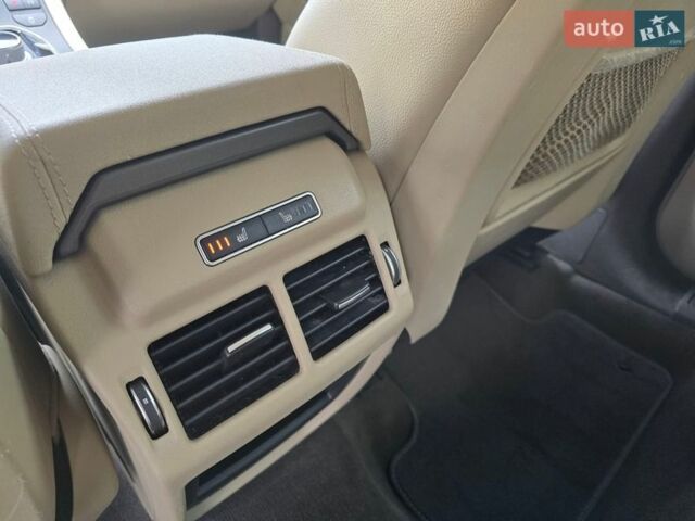Білий Ленд Ровер Рендж Ровер Евок, об'ємом двигуна 2 л та пробігом 120 тис. км за 14600 $, фото 31 на Automoto.ua