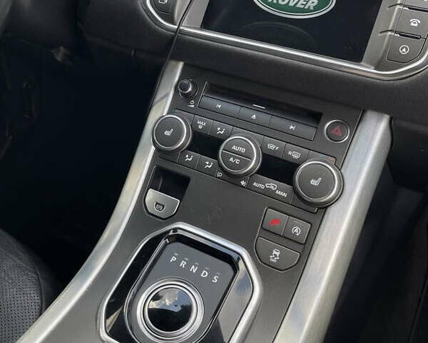 Білий Ленд Ровер Рендж Ровер Евок, об'ємом двигуна 2 л та пробігом 180 тис. км за 19800 $, фото 7 на Automoto.ua