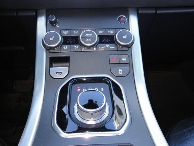 Білий Ленд Ровер Рендж Ровер Евок, об'ємом двигуна 2.2 л та пробігом 148 тис. км за 19999 $, фото 14 на Automoto.ua