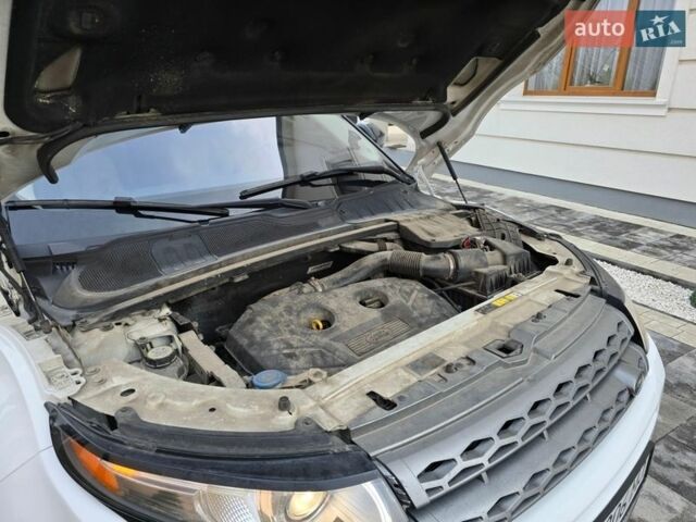 Білий Ленд Ровер Рендж Ровер Евок, об'ємом двигуна 2 л та пробігом 120 тис. км за 14600 $, фото 47 на Automoto.ua