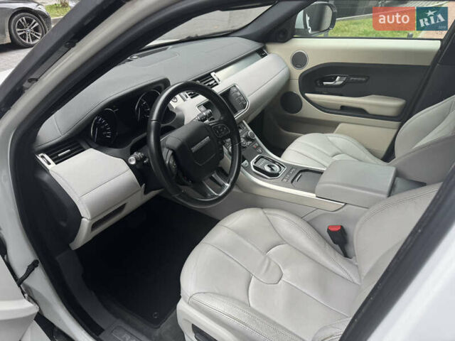 Белый Ленд Ровер Рендж Ровер Эвок, объемом двигателя 2 л и пробегом 149 тыс. км за 19500 $, фото 5 на Automoto.ua