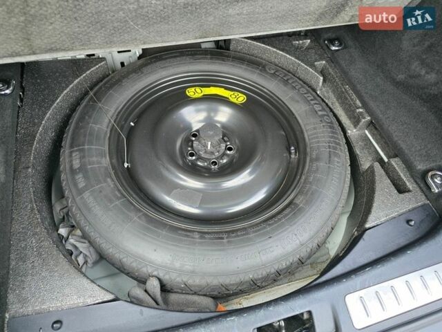 Білий Ленд Ровер Рендж Ровер Евок, об'ємом двигуна 2 л та пробігом 120 тис. км за 14600 $, фото 43 на Automoto.ua