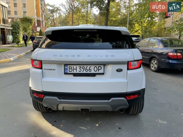 Білий Ленд Ровер Рендж Ровер Евок, об'ємом двигуна 2 л та пробігом 172 тис. км за 20000 $, фото 5 на Automoto.ua