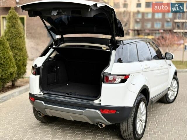 Белый Ленд Ровер Рендж Ровер Эвок, объемом двигателя 2.18 л и пробегом 87 тыс. км за 21000 $, фото 7 на Automoto.ua