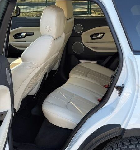 Белый Ленд Ровер Рендж Ровер Эвок, объемом двигателя 2 л и пробегом 143 тыс. км за 17900 $, фото 13 на Automoto.ua