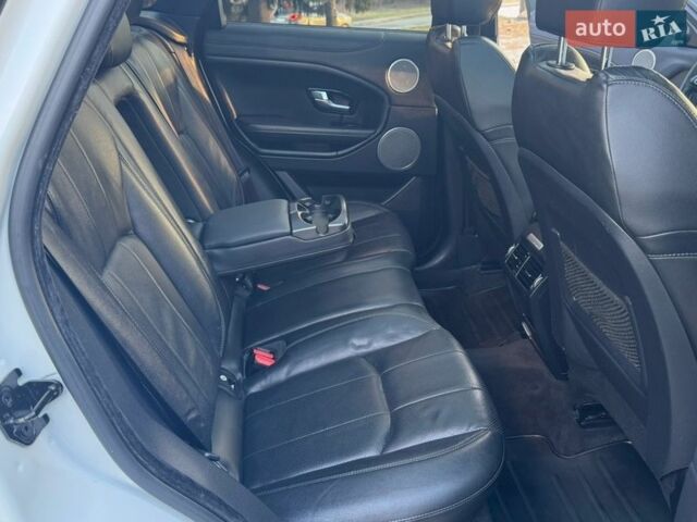 Білий Ленд Ровер Рендж Ровер Евок, об'ємом двигуна 2 л та пробігом 234 тис. км за 15300 $, фото 35 на Automoto.ua