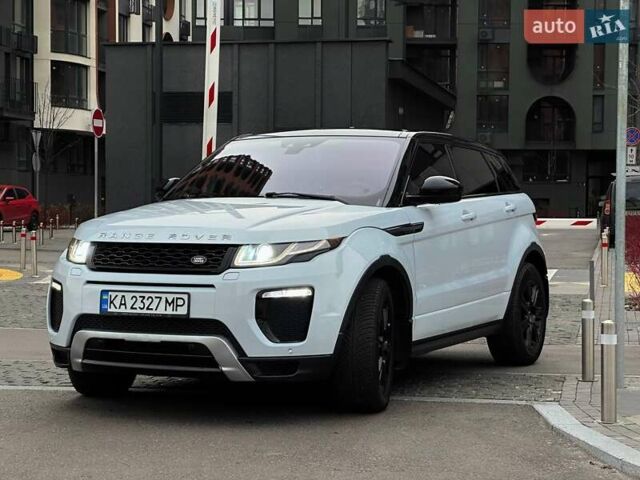 Белый Ленд Ровер Рендж Ровер Эвок, объемом двигателя 2.18 л и пробегом 140 тыс. км за 22500 $, фото 2 на Automoto.ua