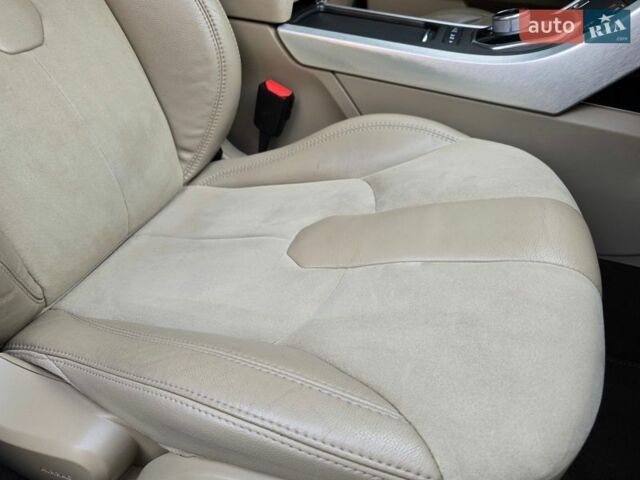 Білий Ленд Ровер Рендж Ровер Евок, об'ємом двигуна 2 л та пробігом 120 тис. км за 14600 $, фото 38 на Automoto.ua