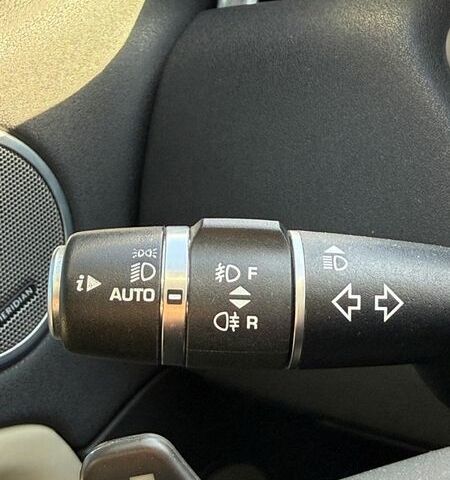 Белый Ленд Ровер Рендж Ровер Эвок, объемом двигателя 2 л и пробегом 143 тыс. км за 17900 $, фото 26 на Automoto.ua