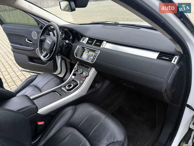 Белый Ленд Ровер Рендж Ровер Эвок, объемом двигателя 2.2 л и пробегом 110 тыс. км за 18999 $, фото 16 на Automoto.ua