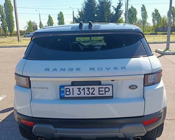 Білий Ленд Ровер Рендж Ровер Евок, об'ємом двигуна 2 л та пробігом 49 тис. км за 17500 $, фото 6 на Automoto.ua
