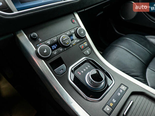 Білий Ленд Ровер Рендж Ровер Евок, об'ємом двигуна 2.2 л та пробігом 75 тис. км за 23663 $, фото 15 на Automoto.ua