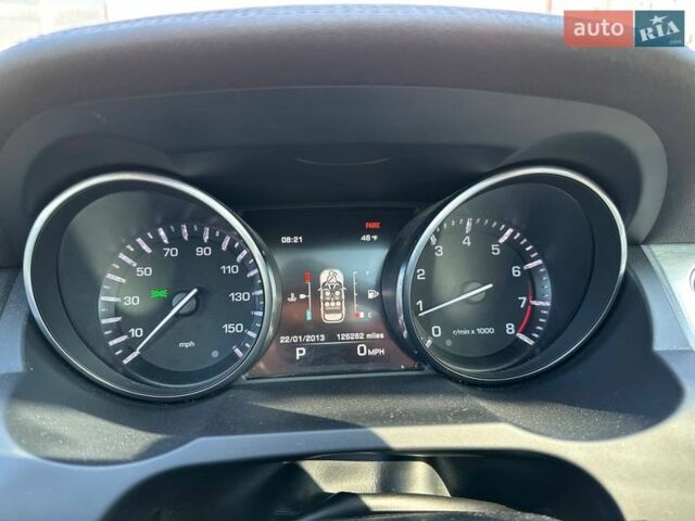 Білий Ленд Ровер Рендж Ровер Евок, об'ємом двигуна 2 л та пробігом 201 тис. км за 10990 $, фото 10 на Automoto.ua