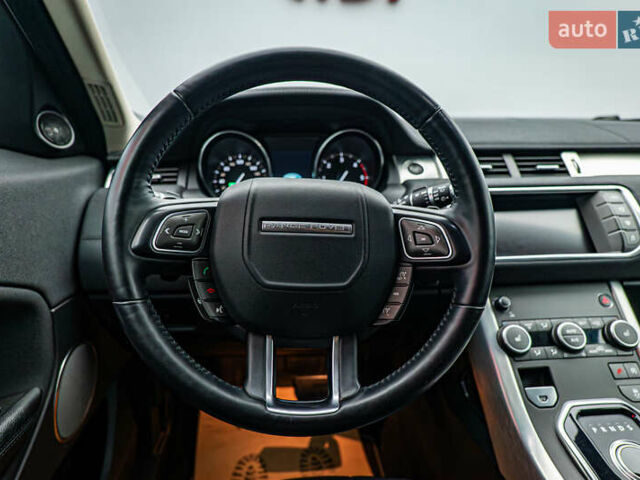 Білий Ленд Ровер Рендж Ровер Евок, об'ємом двигуна 2.2 л та пробігом 75 тис. км за 23663 $, фото 11 на Automoto.ua