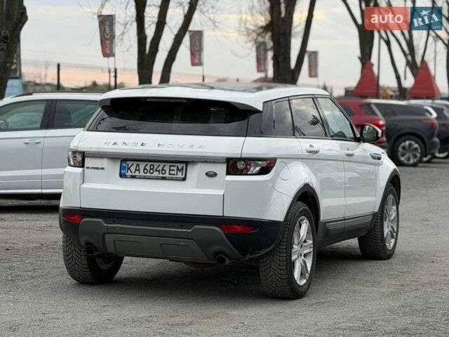 Белый Ленд Ровер Рендж Ровер Эвок, объемом двигателя 2 л и пробегом 133 тыс. км за 19800 $, фото 4 на Automoto.ua