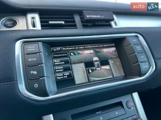 Белый Ленд Ровер Рендж Ровер Эвок, объемом двигателя 2 л и пробегом 85 тыс. км за 16999 $, фото 20 на Automoto.ua