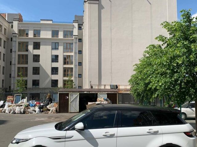Білий Ленд Ровер Рендж Ровер Евок, об'ємом двигуна 2.2 л та пробігом 125 тис. км за 26000 $, фото 3 на Automoto.ua