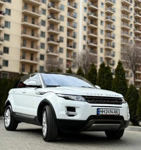 Белый Ленд Ровер Рендж Ровер Эвок, объемом двигателя 2.18 л и пробегом 87 тыс. км за 21000 $, фото 1 на Automoto.ua
