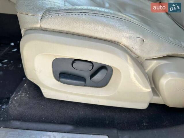 Білий Ленд Ровер Рендж Ровер Евок, об'ємом двигуна 2 л та пробігом 200 тис. км за 11300 $, фото 8 на Automoto.ua