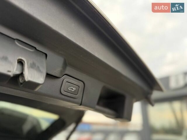 Белый Ленд Ровер Рендж Ровер Эвок, объемом двигателя 2 л и пробегом 133 тыс. км за 19800 $, фото 30 на Automoto.ua