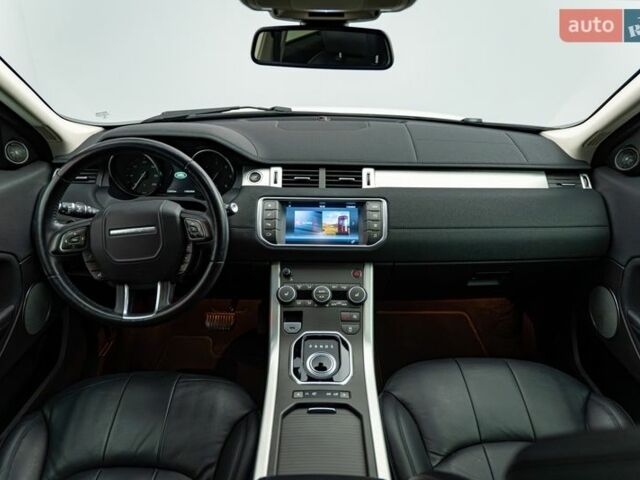 Белый Ленд Ровер Рендж Ровер Эвок, объемом двигателя 2.2 л и пробегом 113 тыс. км за 20724 $, фото 9 на Automoto.ua