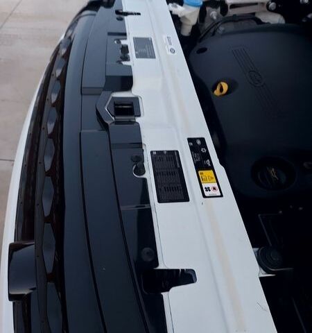 Белый Ленд Ровер Рендж Ровер Эвок, объемом двигателя 2.18 л и пробегом 197 тыс. км за 18300 $, фото 58 на Automoto.ua