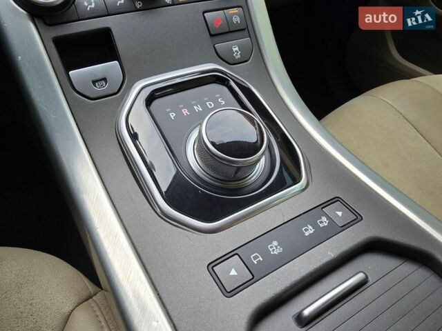 Білий Ленд Ровер Рендж Ровер Евок, об'ємом двигуна 2 л та пробігом 120 тис. км за 14600 $, фото 21 на Automoto.ua