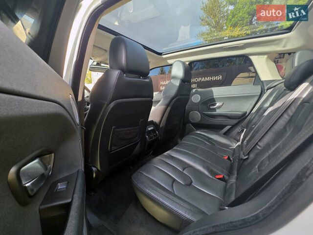 Белый Ленд Ровер Рендж Ровер Эвок, объемом двигателя 2 л и пробегом 161 тыс. км за 13500 $, фото 7 на Automoto.ua