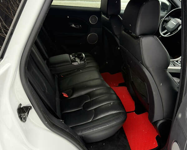 Білий Ленд Ровер Рендж Ровер Евок, об'ємом двигуна 2 л та пробігом 149 тис. км за 17500 $, фото 36 на Automoto.ua