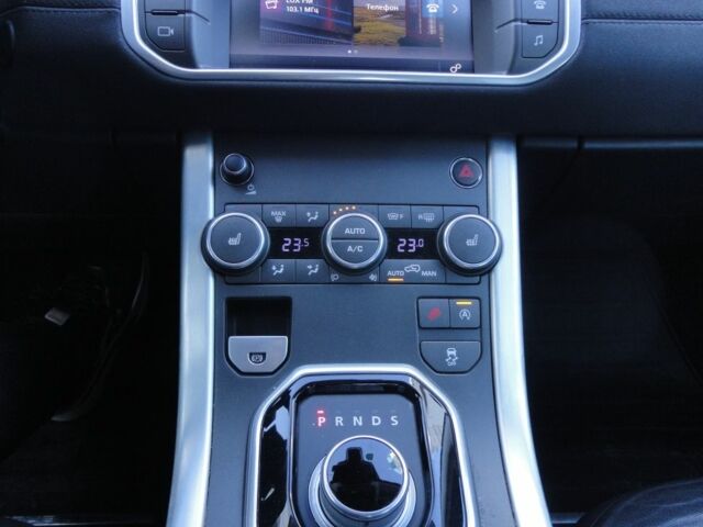 Білий Ленд Ровер Рендж Ровер Евок, об'ємом двигуна 2.2 л та пробігом 148 тис. км за 19999 $, фото 13 на Automoto.ua