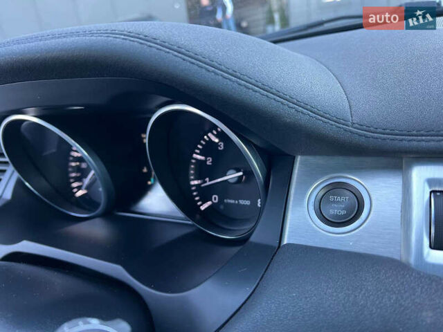 Белый Ленд Ровер Рендж Ровер Эвок, объемом двигателя 2 л и пробегом 84 тыс. км за 17800 $, фото 12 на Automoto.ua