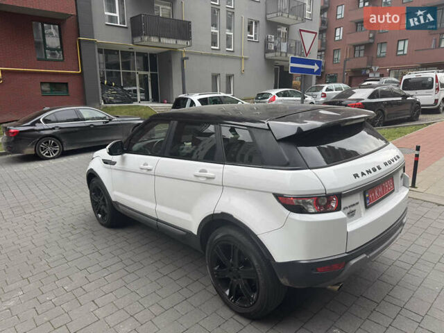 Белый Ленд Ровер Рендж Ровер Эвок, объемом двигателя 2 л и пробегом 149 тыс. км за 19500 $, фото 12 на Automoto.ua
