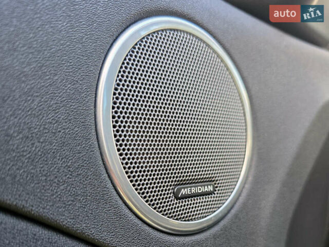 Білий Ленд Ровер Рендж Ровер Евок, об'ємом двигуна 2 л та пробігом 161 тис. км за 13200 $, фото 13 на Automoto.ua