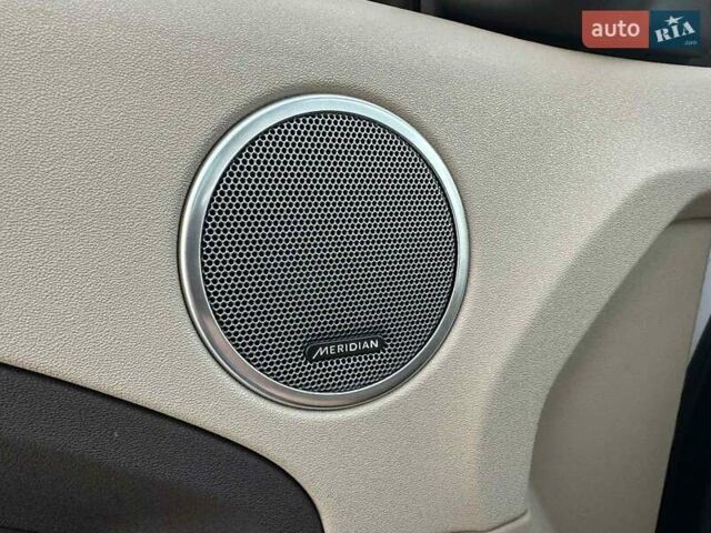 Белый Ленд Ровер Рендж Ровер Эвок, объемом двигателя 2 л и пробегом 130 тыс. км за 20000 $, фото 30 на Automoto.ua